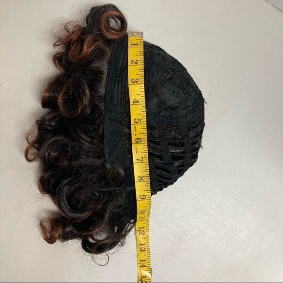 Synthetic Wig Women’s Curls New Without Tags Dark Brown with reddish ends - Picture 5 of 11